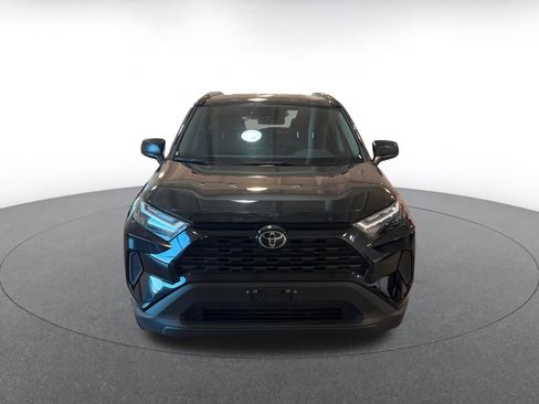 Used 2025 Toyota RAV4 LE image 4