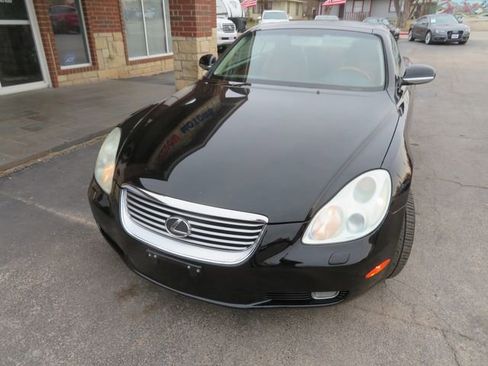 Used 2002 Lexus SC 430 Convertible image 2