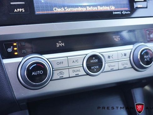 Used 2015 Subaru Outback 3.6R Limited image 41