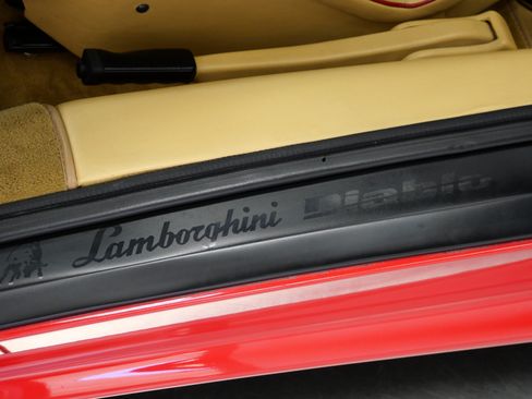 Used 1991 Lamborghini Diablo Coupe RWD image 32