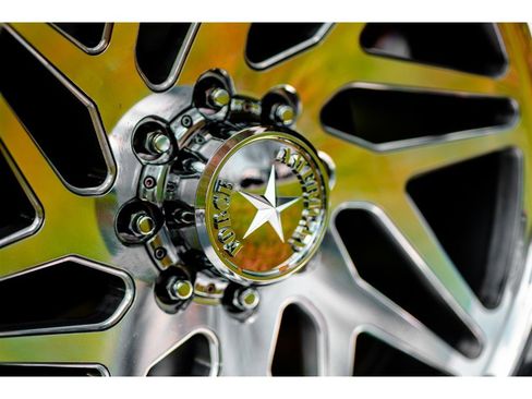 Used 2018 Ford F250 Platinum w/ Platinum Ultimate Package image 4