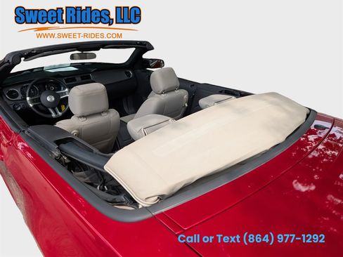 Used 2013 Ford Mustang Convertible RWD image 11