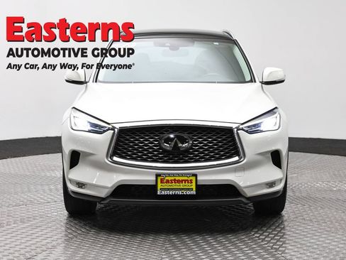 Used 2020 INFINITI QX50 Luxe w/ Navigation Package AWD/4WD image 2