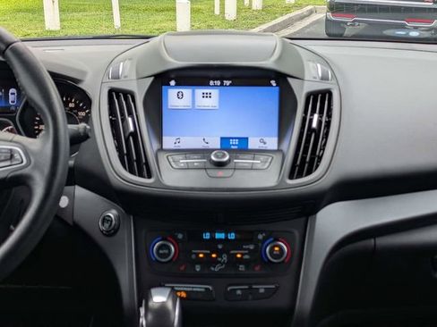 Used 2019 Ford Escape SEL FWD image 18