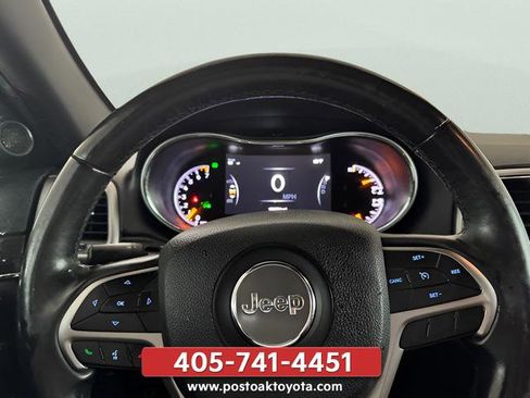 Used 2018 Jeep Grand Cherokee Limited AWD/4WD image 10