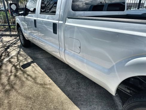 Used 2015 Ford F250 XL w/ Power Equipment Group RWD image 5