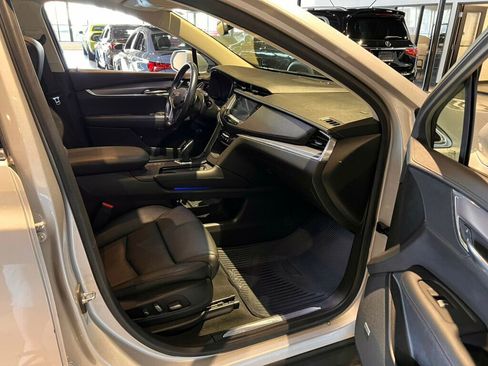 Used 2019 Cadillac XT5 Luxury image 30