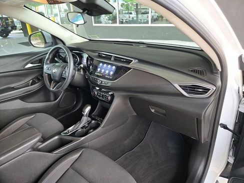 Used 2022 Buick Encore GX Select w/ Experience Buick Package FWD image 22