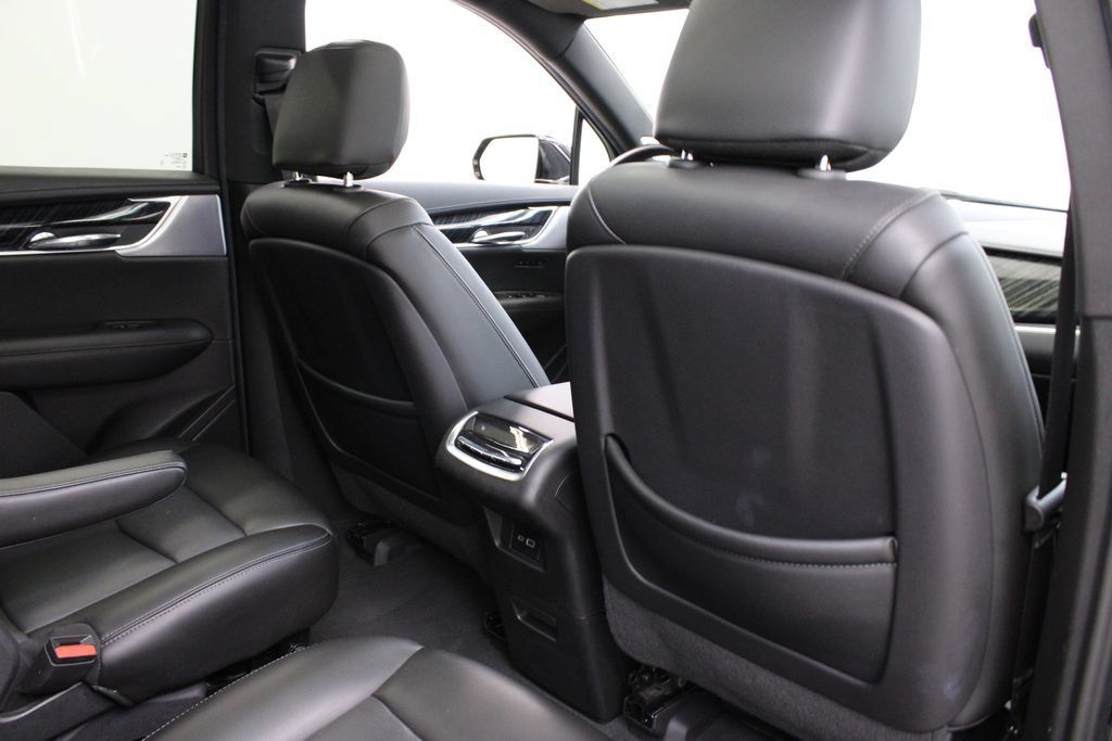 Used 2023 Cadillac XT6 Premium Luxury AWD/4WD image 22
