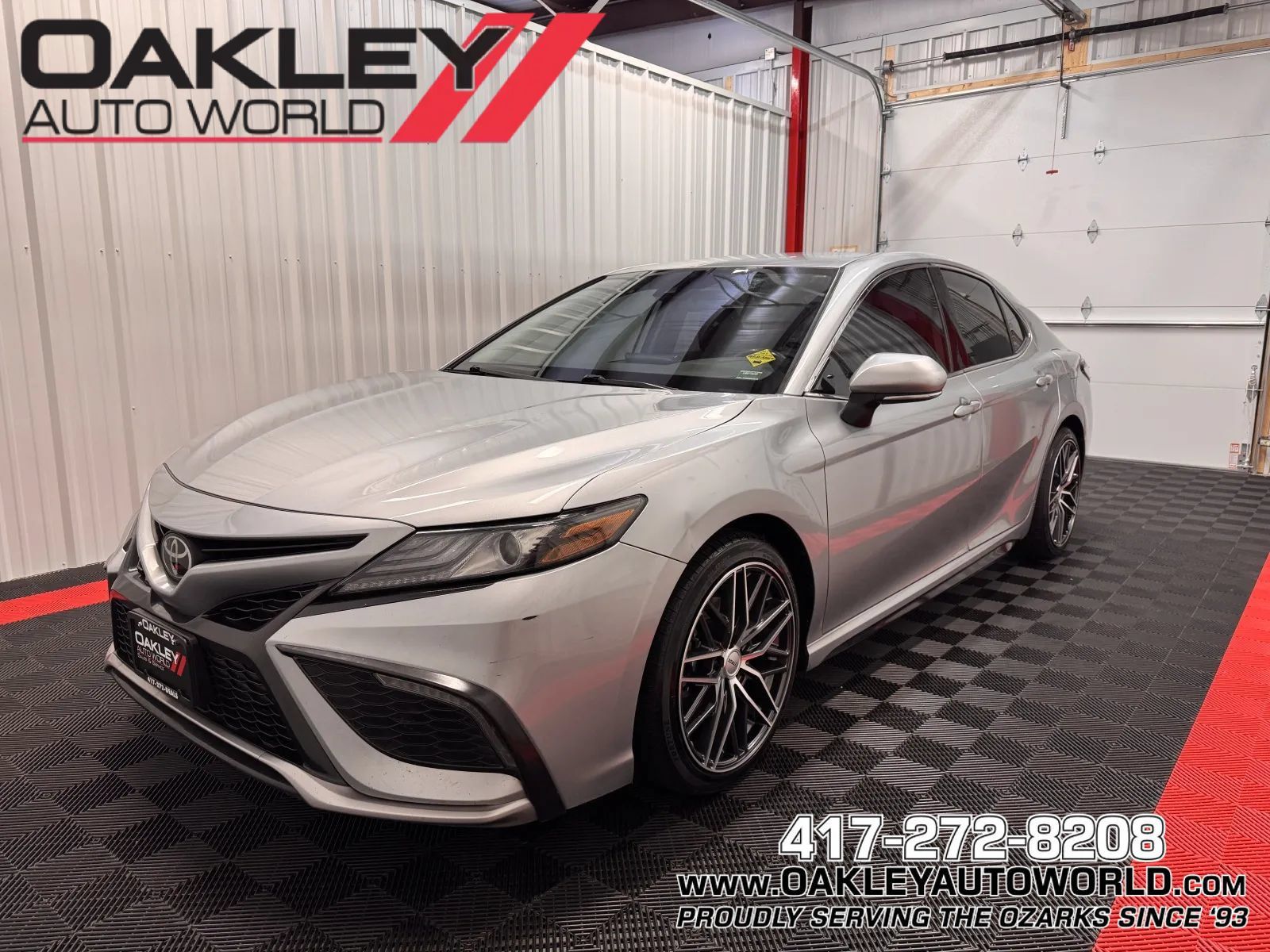 Used 2022 Toyota Camry XSE FWD image 1