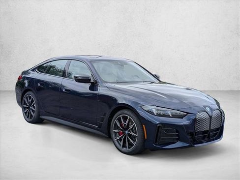New 2026 BMW i4 xDrive40i w/ M Sport Package AWD/4WD image 6