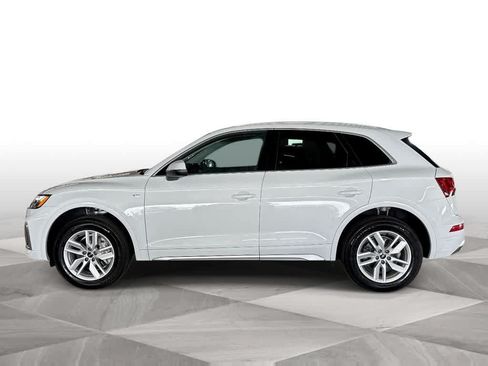 Used 2024 Audi Q5 2.0T Premium w/ Convenience Package AWD/4WD image 5