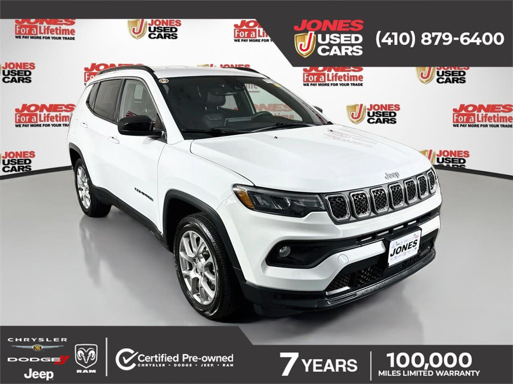 Used 2023 Jeep Compass Latitude AWD/4WD image 1
