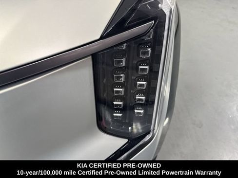 Certified 2024 Kia EV9 GT-Line AWD/4WD image 28