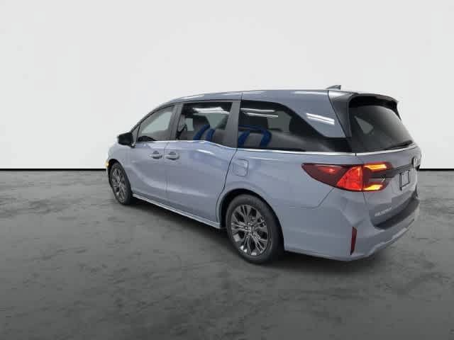 New 2027 Honda Odyssey Touring image 2