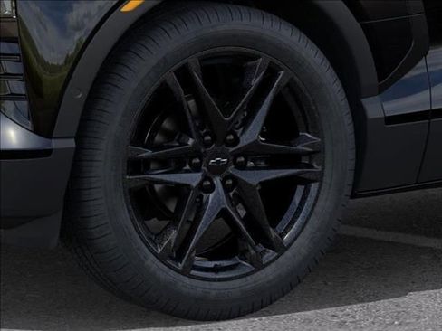 New 2026 Chevrolet Blazer EV LT image 9