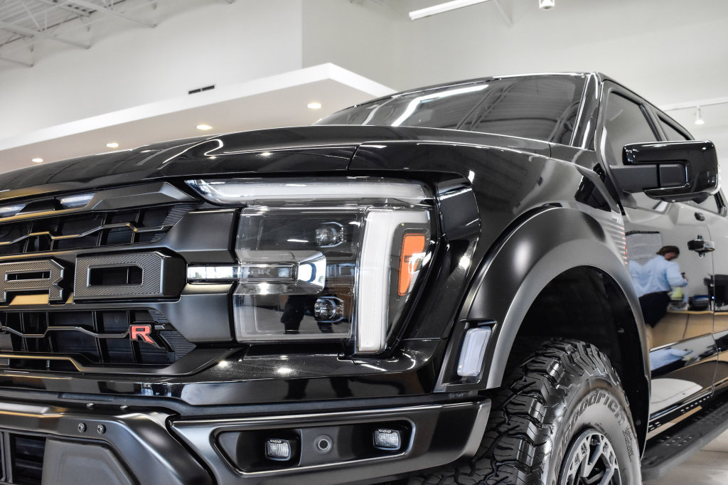Used 2025 Ford F150 Raptor w/ Equipment Group 803A Raptor R AWD/4WD image 11