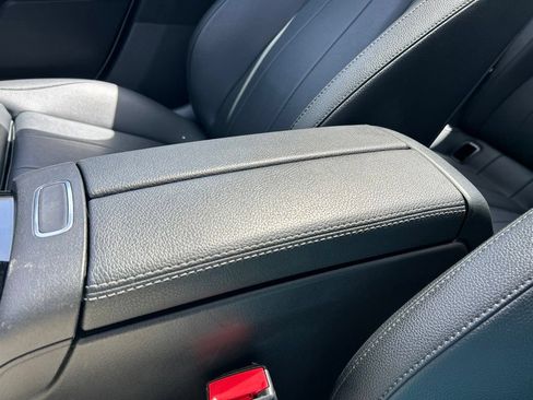 Used 2025 Mercedes-Benz CLA 250 image 38