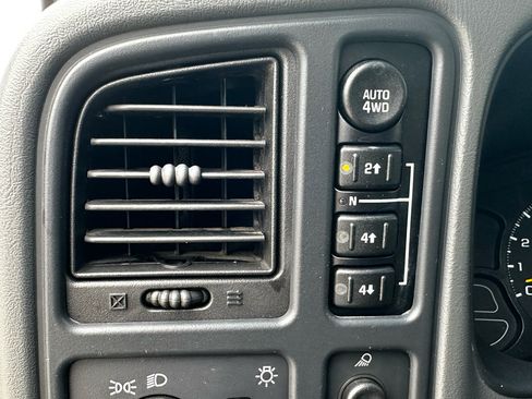 Used 2006 Chevrolet Silverado 1500 LT w/ Light Duty Power Package image 53