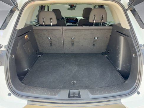 Used 2025 Chevrolet TrailBlazer LS w/ LS Convenience Package FWD image 26