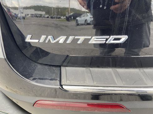 Used 2020 Ford Explorer Limited w/ Class III Trailer Tow Package AWD/4WD image 33