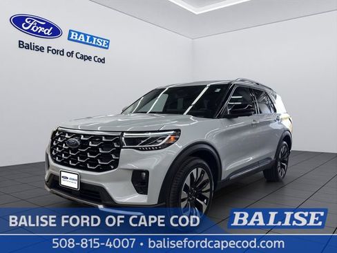 Used 2025 Ford Explorer Platinum w/ LUX Leather Package image 2