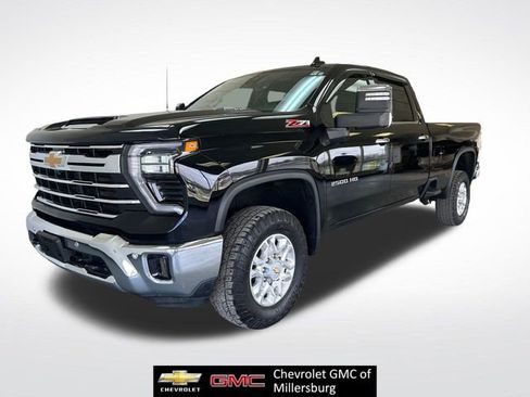 Used 2024 Chevrolet Silverado 2500 LTZ w/ LTZ Premium Package AWD/4WD image 4