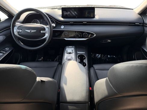 Used 2025 Genesis GV70 2.5T image 10