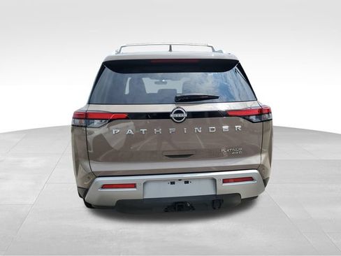 Used 2024 Nissan Pathfinder Platinum w/ Cargo Package AWD/4WD image 5
