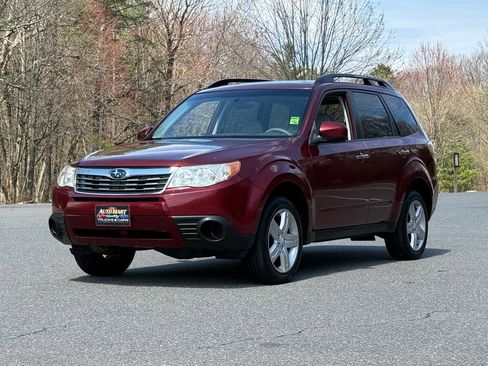 Used 2010 Subaru Forester 2.5X Premium image 6