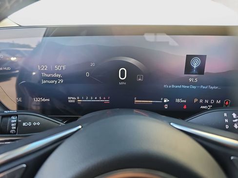 Used 2025 Buick Envision Preferred image 10