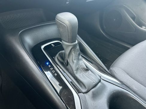 Used 2025 Toyota Corolla LE FWD image 25
