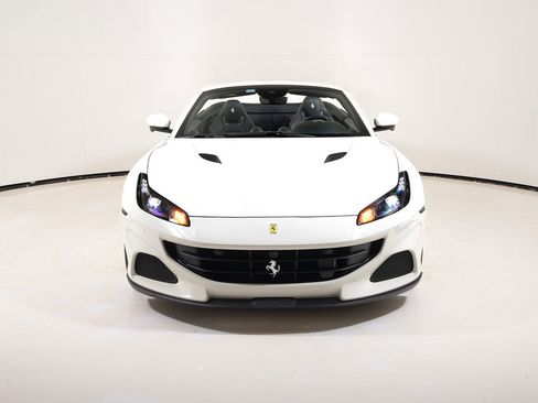 Certified 2022 Ferrari Portofino M RWD image 9
