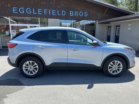 Used 2022 Ford Escape SE w/ Cold Weather Package AWD/4WD image 4