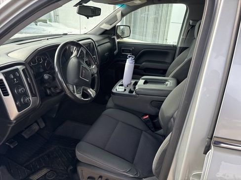 Used 2018 GMC Sierra 1500 SLE w/ SLE Value Package image 12