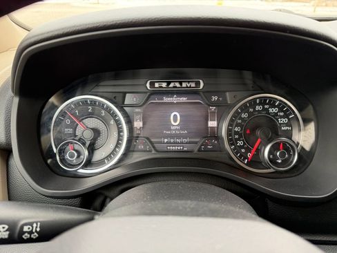 Used 2019 RAM 1500 Big Horn image 30