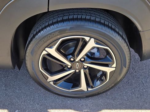 Used 2023 Chevrolet TrailBlazer RS w/ Sun and Liftgate Package image 10