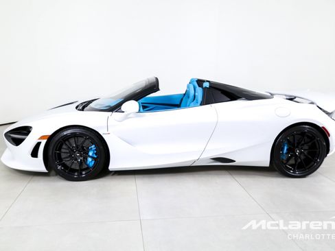 New 2026 McLaren 750S Spider RWD image 7