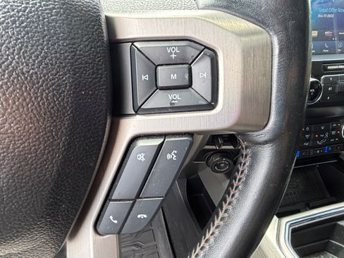 Used 2021 Ford F250 Platinum w/ FX4 Off-Road Package AWD/4WD image 23