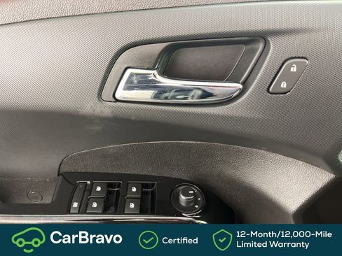 Certified 2017 Chevrolet Sonic LT FWD image 25