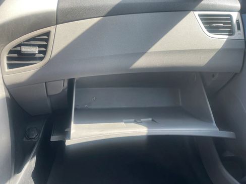 Used 2013 Hyundai Elantra GLS w/ Preferred Pkg FWD image 22