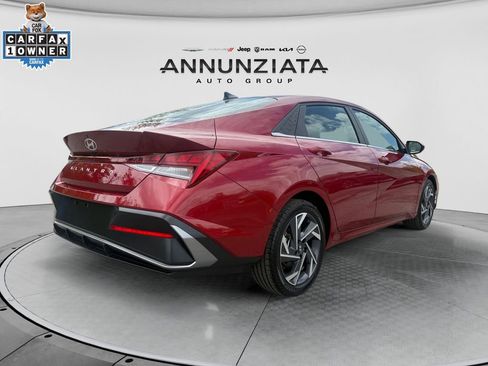 Used 2025 Hyundai Elantra SEL FWD image 5