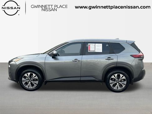 Used 2022 Nissan Rogue SV image 8