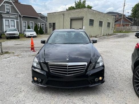 Used 2010 Mercedes-Benz E 350 4MATIC Sedan image 8