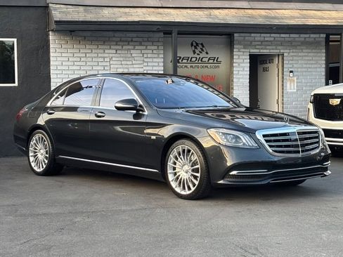 Used 2019 Mercedes-Benz S 560 Sedan w/ Premium Package image 9
