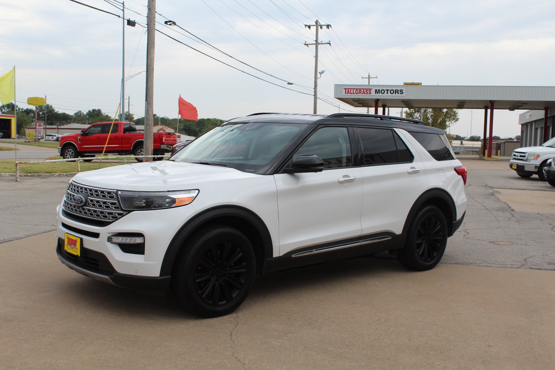 Used 2020 Ford Explorer Limited AWD/4WD image 10