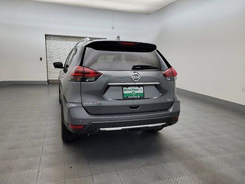 Used 2020 Nissan Rogue SV w/ Premium Package FWD image 6