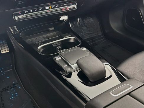 Used 2021 Mercedes-Benz A 220 image 5