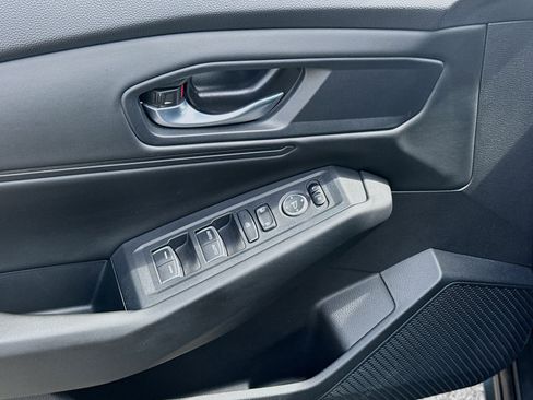 Certified 2023 Honda Accord EX image 16