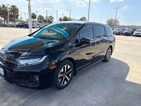 Used 2026 Honda Odyssey EX-L image 1
